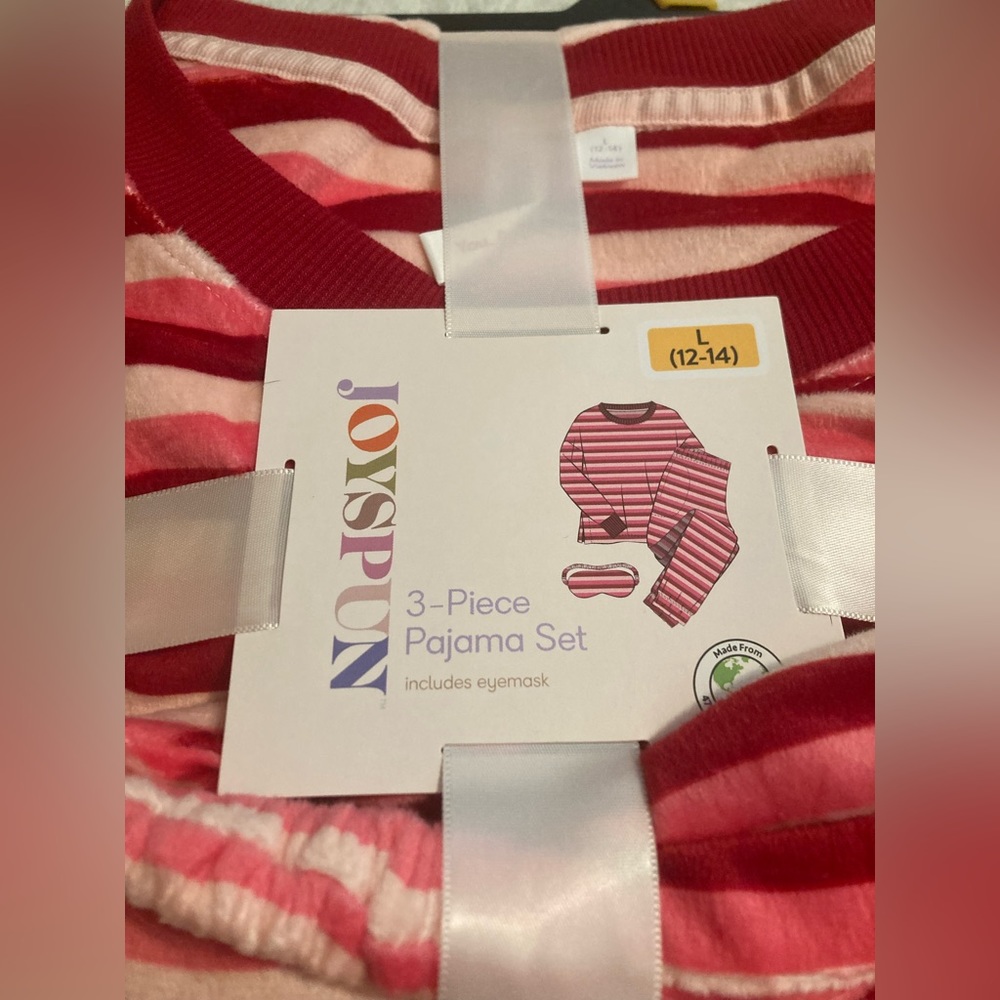 BRAND NEW Joyspun Pj set with eye mask